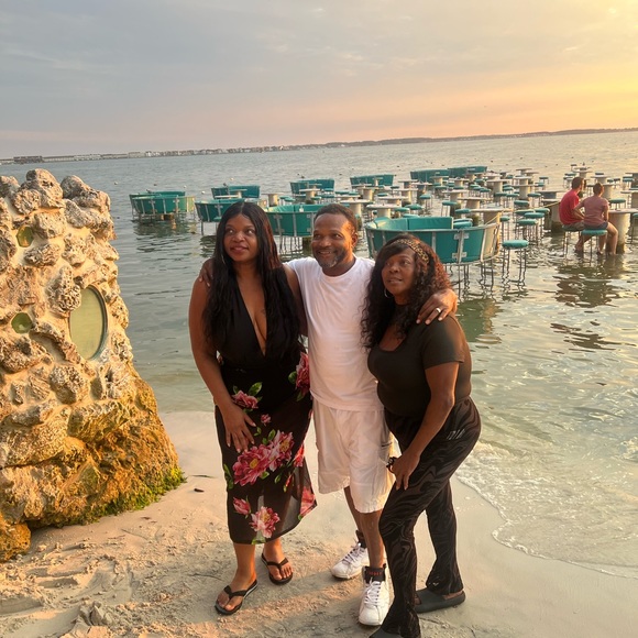 Like this to be notified of my live Share Show Sundays 7 PM EST - Picture 12 of 16